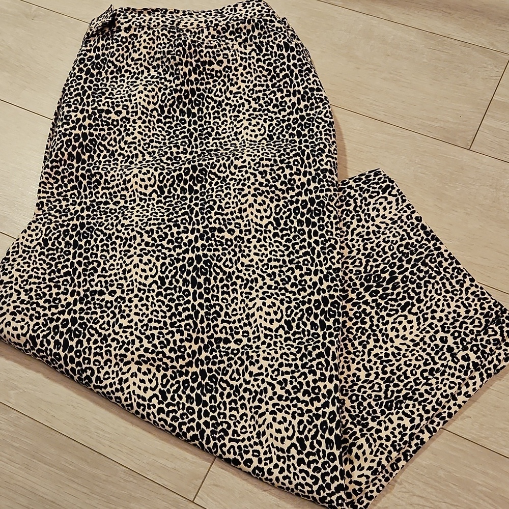 Spirit Women's Animal Print Cheetah Brown Black Capri Pants Size 22 plus size - Picture 6 of 7